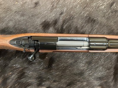 NEW WINCHESTER MODEL 70 FEATHERWEIGHT 25-06 REMINGTON 22