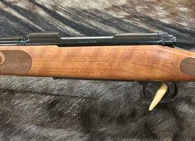 NEW WINCHESTER MODEL 70 FEATHERWEIGHT 25-06 REMINGTON 22