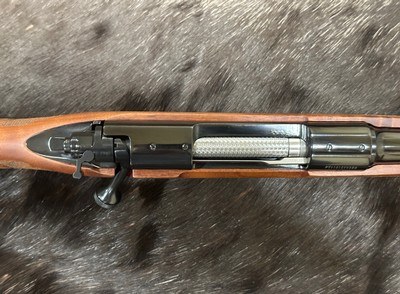 NEW WINCHESTER MODEL 70 FEATHERWEIGHT 25-06 REMINGTON 22