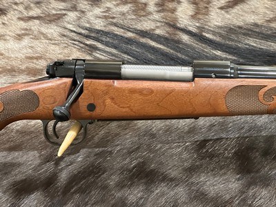 NEW WINCHESTER MODEL 70 FEATHERWEIGHT 25-06 REMINGTON 22