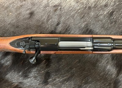 NEW WINCHESTER MODEL 70 FEATHERWEIGHT 25-06 REMINGTON 22