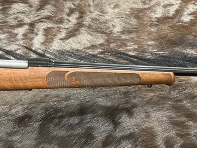 NEW WINCHESTER MODEL 70 FEATHERWEIGHT 25-06 REMINGTON 22