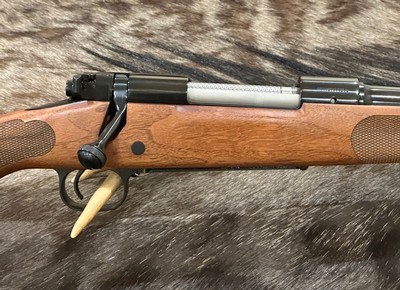 NEW WINCHESTER MODEL 70 FEATHERWEIGHT 25-06 REMINGTON 22