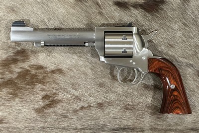 FREEDOM ARMS MODEL 97 PREMIER GRADE 357 MAGNUM 5.5