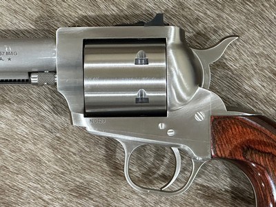 FREEDOM ARMS MODEL 97 PREMIER GRADE 357 MAGNUM 5.5