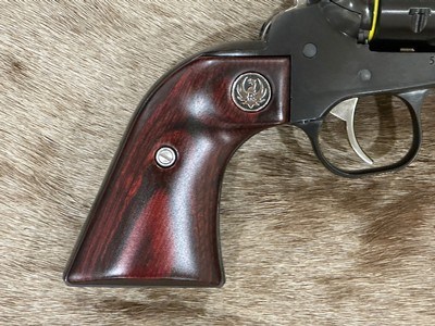 NEW CONSECUTIVE SERIAL NUMBER PAIR OF RUGER VAQUERO 45 COLT 5.5