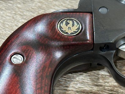 NEW CONSECUTIVE SERIAL NUMBER PAIR OF RUGER VAQUERO 45 COLT 5.5