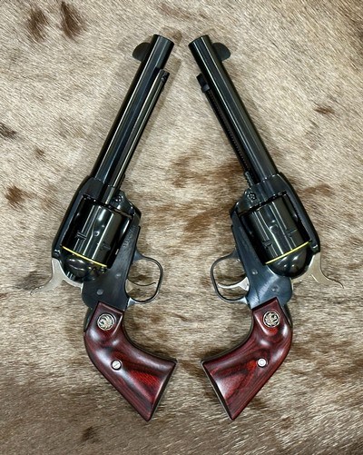 NEW CONSECUTIVE SERIAL NUMBER PAIR OF RUGER VAQUERO 45 COLT 5.5
