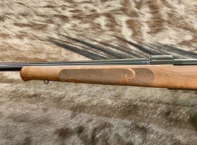 NEW WINCHESTER MODEL 70 FEATHERWEIGHT 25-06 REMINGTON 22