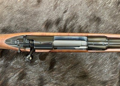 NEW WINCHESTER MODEL 70 FEATHERWEIGHT 25-06 REMINGTON 22