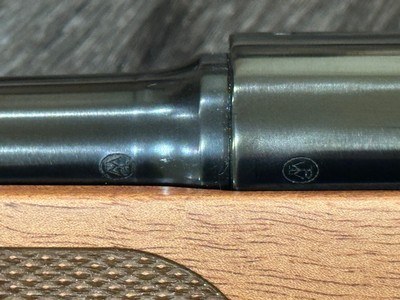 NEW WINCHESTER MODEL 70 FEATHERWEIGHT 25-06 REMINGTON 22