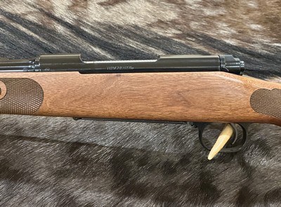 NEW WINCHESTER MODEL 70 FEATHERWEIGHT 25-06 REMINGTON 22