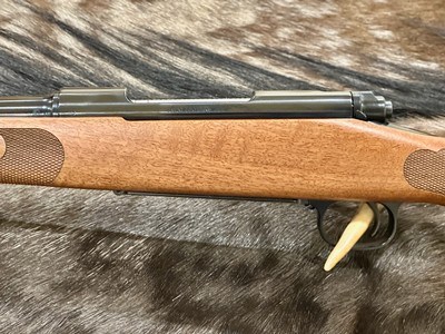 NEW WINCHESTER MODEL 70 FEATHERWEIGHT 25-06 REMINGTON 22