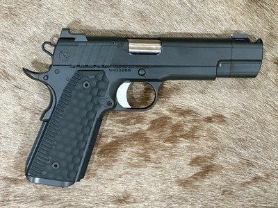 NEW NIGHTHAWK CUSTOM FIRE HAWK 1911 GOV'T 45 ACP W/ IOS - LAYAWAY AVAILABLE FIREHAWK - Image 4 of 25
