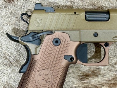 NEW NIGHTHAWK CUSTOM TRS (Tactical Ready Series) COMMANDER DOUBLE STACK 4.25