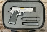 NEW NIGHTHAWK CUSTOM SHOP SPRINGFIELD 4.25