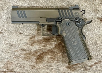 NEW NIGHTHAWK CUSTOM TRS COMMANDER DOUBLE STACK 4.25