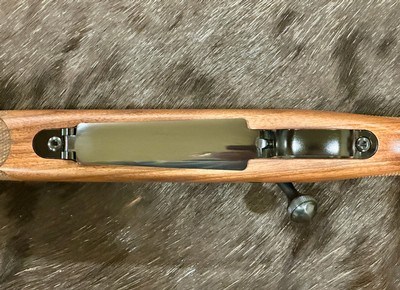 NEW WINCHESTER MODEL 70 FEATHERWEIGHT 25-06 REMINGTON 22