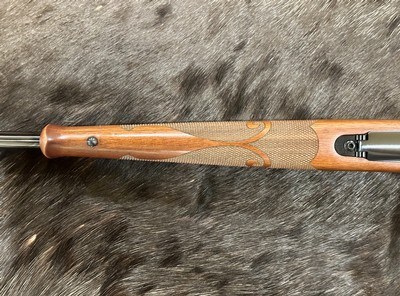 NEW WINCHESTER MODEL 70 FEATHERWEIGHT 25-06 REMINGTON 22