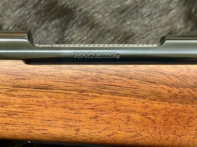 NEW WINCHESTER MODEL 70 FEATHERWEIGHT 25-06 REMINGTON 22