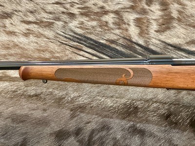 NEW WINCHESTER MODEL 70 FEATHERWEIGHT 25-06 REMINGTON 22