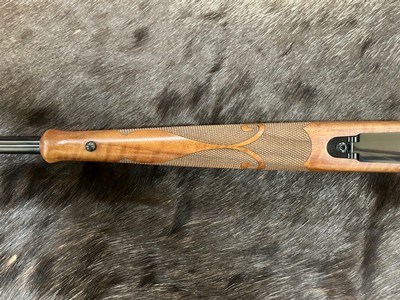 NEW WINCHESTER MODEL 70 FEATHERWEIGHT 25-06 REMINGTON 22