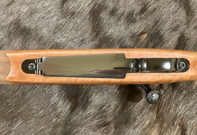 NEW WINCHESTER MODEL 70 FEATHERWEIGHT 25-06 REMINGTON 22