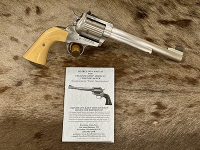 NEW FREEDOM ARMS MODEL 83 PREMIER GRADE 500 WYOMING EXPRESS 7.5