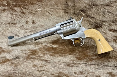 NEW FREEDOM ARMS MODEL 83 PREMIER GRADE 500 WYOMING EXPRESS 7.5
