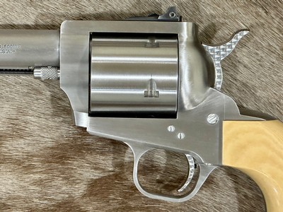 NEW FREEDOM ARMS MODEL 83 PREMIER GRADE 500 WYOMING EXPRESS 7.5