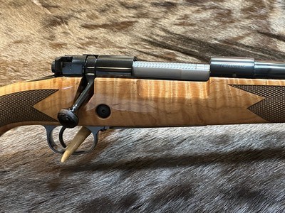 NEW WINCHESTER MODEL 70 SUPER GRADE MAPLE 243 WIN 22