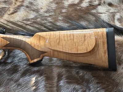 NEW WINCHESTER MODEL 70 SUPER GRADE MAPLE 243 WIN 22