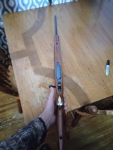Take a look at this 1976 made unfired weatherby mark v deluxe in 300 weatherby magnum they don't get any nicer !!!!!! - 4 of 14