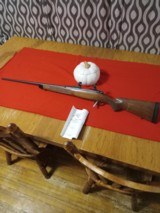 Like new kimber 8400 classic select grade 338 win mag French walnut beautiful no longer made rifle - 2 of 15