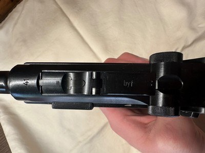 1941 byf 41 Mauser P08 Luger “Black Widow” - 98% condition - Complete matching numbers - Image 3 of 9