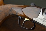 Perazzi SC3 12 Gauge with 32” Barrels, Great Engraving by Cremini , Highly Figured Wood, and Single Selective DetachableTrigger - 6 of 15