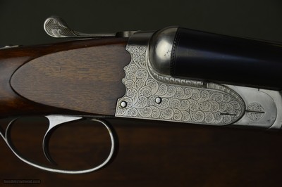 Renato Gamba Oxford Extra 12 Gauge Boxlock Ejector --- Highly Engraved and Highly Figured Circassian Walnut
---
Italian Made