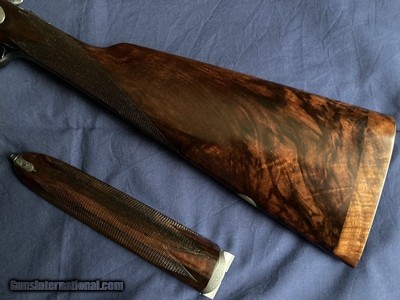 William Palmer Jones 12 Bore Back Action Sidelock Ejector with 30” Nitro Damascus Barrels – Highly Figured French Walnut - Image 8 of 13