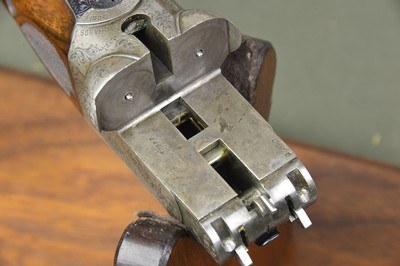 Westley Richards Droplock Ejector Pigeon Gun with 30” Nitro Steel Barrels and Single Selective Trigger - Image 13 of 15