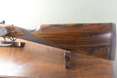 P. Arrizabalaga Diana Grade 12 Gauge Self-Opening Sidelock Ejector with Extensive Engraving and Case Coloring – Colombaire Pigeon and Driven Game Gun - Image 6 of 13