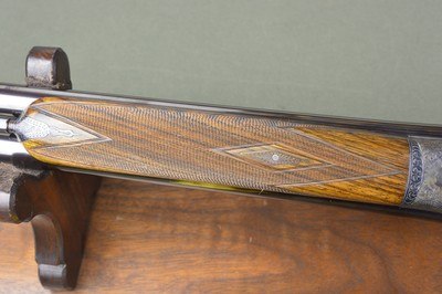 P. Arrizabalaga Diana Grade 12 Gauge Self-Opening Sidelock Ejector with Extensive Engraving and Case Coloring – Colombaire Pigeon and Driven Game Gun - Image 8 of 13