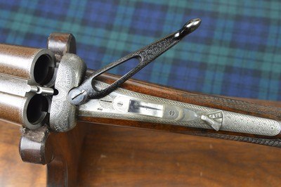 James MacNaughton & Sons 12 Bore “Edinburgh Gun” Skeleton Action with Long Lever Cocking Top Lever and 30” Highly Figured Damascus Barrels - Image 4 of 15