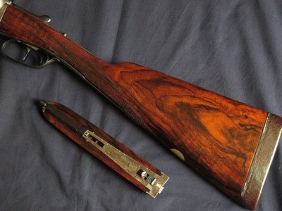 James MacNaughton & Sons 12 Bore Edinburgh Round Action Ejector – Great Engraving and Highly Figured French Walnut - Image 6 of 14