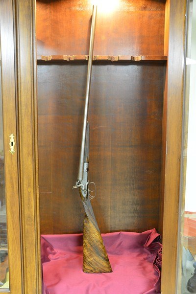 A. Lancaster 20 Bore Bar-in-Wood Hammergun with 30” Nitro Damascus Barrels and Sidelever Opener – No. 1 of a Pair - Image 4 of 15