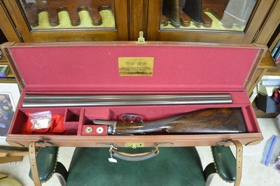 James MacNaughton & Sons 12 Bore “Edinburgh Gun” Round Action Ejector with Beautifully Figured Nitro Damascus Barrels - Image 5 of 15