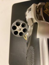 Smith & Wesson 331 AirLite 32 H&R Mag - 10 of 10