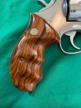 Smith & Wesson 686-3 2.5 inch 357 Mag - 7 of 7