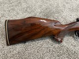 Weatherby Mark V Varmintmaster 22-250 rare high grade walnut - 2 of 15