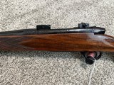 Weatherby Mark V Varmintmaster 22-250 rare high grade walnut - 6 of 15