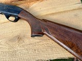 Remington 1100 semi auto 20 gauge shotgun, in great condition vent rib barrel works perfectly, super fancy wood - 7 of 15